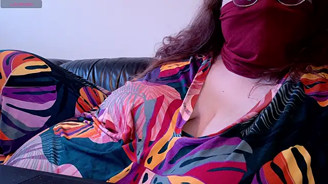 Snapshot of DoubleCherryBombXO chatting on January 28, 12:32 pm DoubleCherryBombXO online show from January 28, 12:32 pm