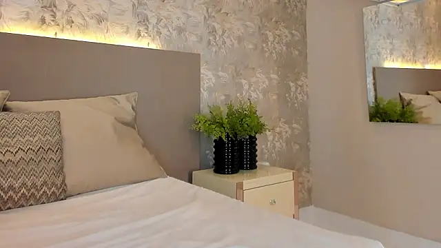 JadaKai online show from February 7, 11:41 pm