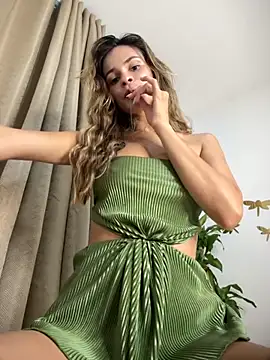 cuteluci  online show from November 28, 11:24 am