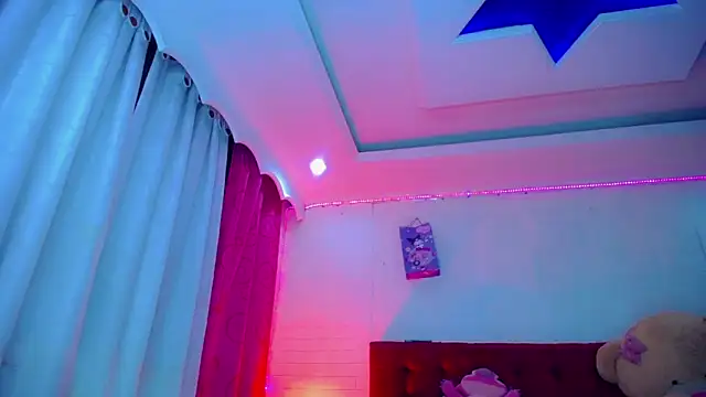 NahomiCamper online show from February 26, 11:04 pm