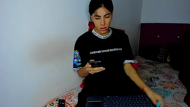 HeellBoy  online show from February 21, 12:11 am