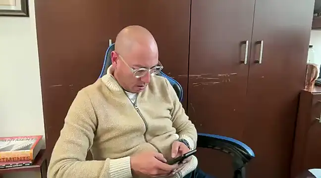 alanan881 online show from January 17, 9:28 pm