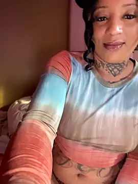 CrownedNyaries online show from February 14, 2:03 pm