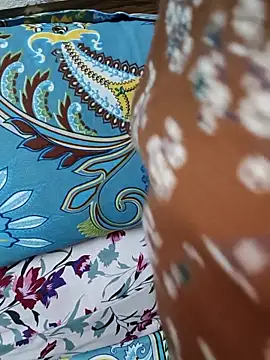 samitasharma online show from April 4, 3:53 pm