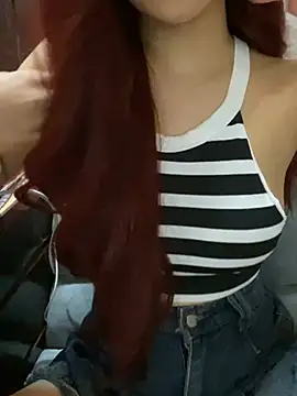 Snapshot of Jan_jang20 chatting on December 23, 3:23 pm Jan jang20 online show from December 23, 3:23 pm