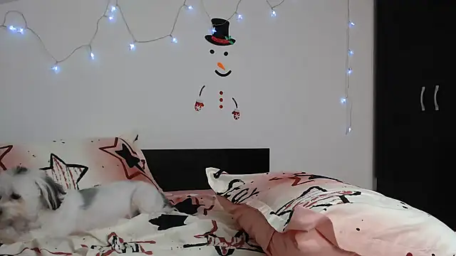 Snapshot of SweetMaddy888 chatting on January 2, 7:23 am SweetMaddy888 online show from January 2, 7:23 am