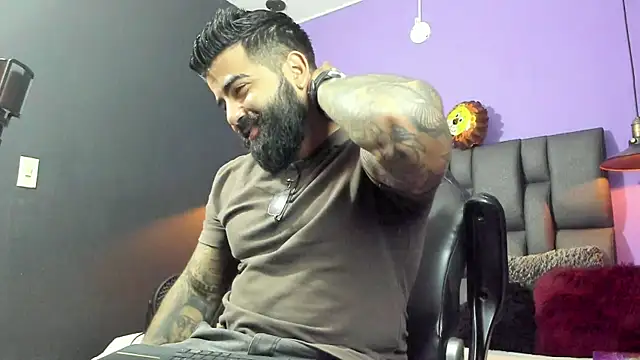 Lyon vach online show from January 6, 6:00 pm