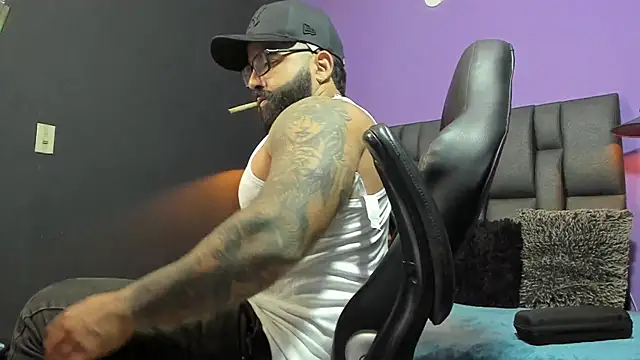 Lyon vach online show from March 7, 10:40 pm