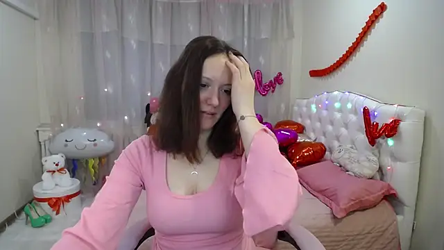 Snapshot of BarbaraStily chatting on February 9, 11:25 am BarbaraStily online show from February 9, 11:25 am