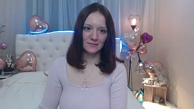 Snapshot of BarbaraStily chatting on February 14, 12:36 pm BarbaraStily online show from February 14, 12:36 pm