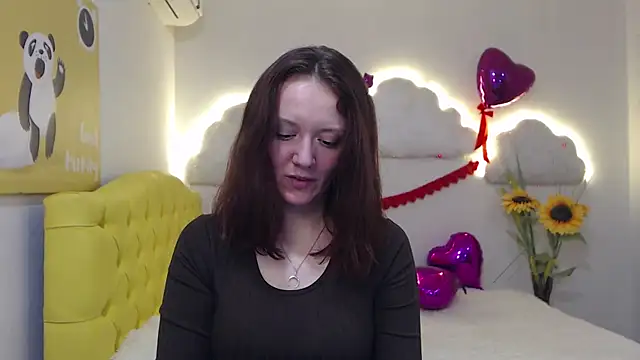 Snapshot of BarbaraStily chatting on February 15, 6:01 pm BarbaraStily online show from February 15, 6:01 pm