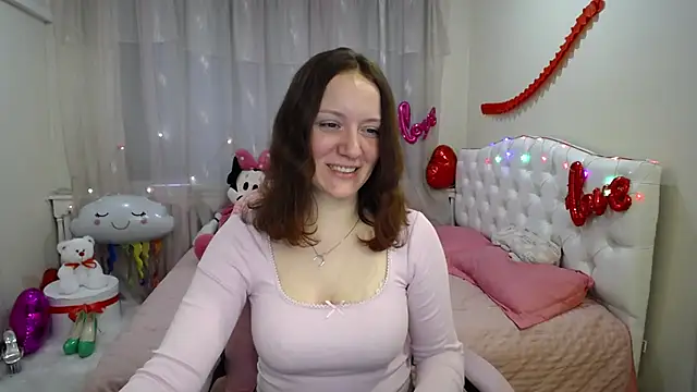 Snapshot of BarbaraStily chatting on February 21, 10:39 am BarbaraStily online show from February 21, 10:39 am