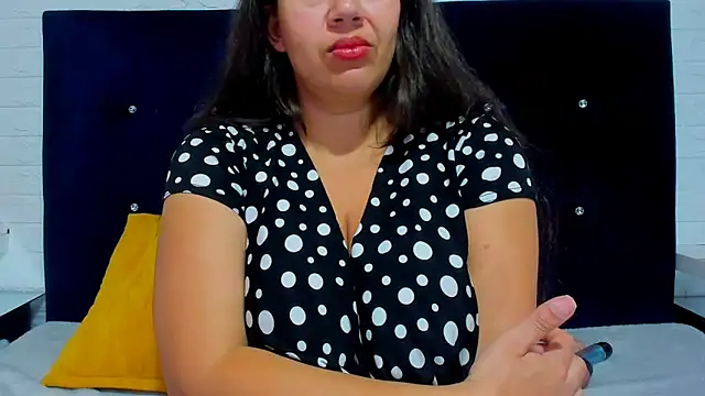 Catherine tabarezx online show from February 16, 11:49 am