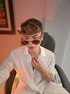 PRINCE STEV online show from February 5, 6:45 pm