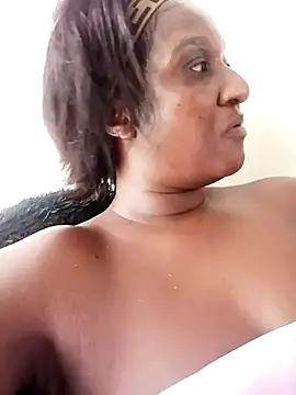 BLACKGODDESS78 online show from January 13, 3:15 pm