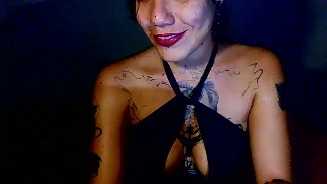 Snapshot of Submersidollx chatting on March 31, 6:08 pm Submersidollx online show from March 31, 6:08 pm