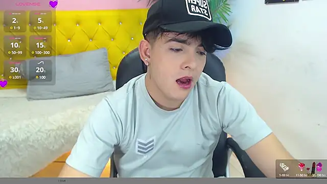 Snapshot of nolan_twink1 chatting on January 29, 6:18 pm nolan twink1 online show from January 29, 6:18 pm