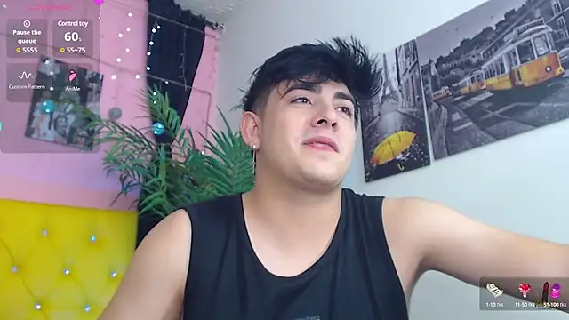 Snapshot of nolan_twink1 chatting on January 30, 8:42 pm nolan twink1 online show from January 30, 8:42 pm