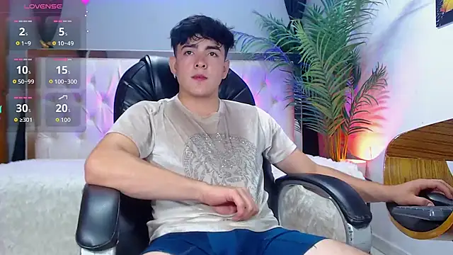 Snapshot of nolan_twink1 chatting on September 11, 6:19 pm nolan twink1 online show from September 11, 6:19 pm