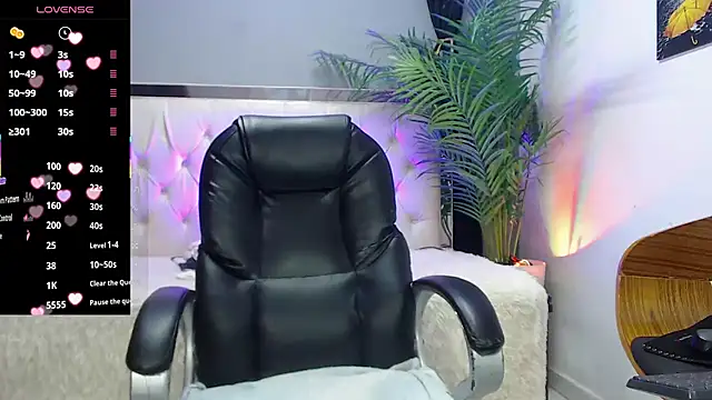 Snapshot of nolan_twink1 chatting on September 13, 5:35 pm nolan twink1 online show from September 13, 5:35 pm