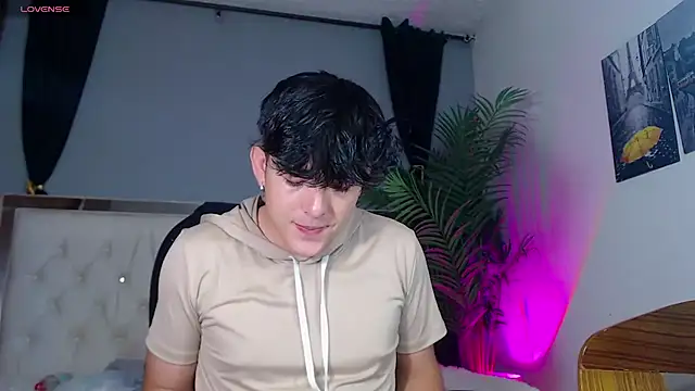 Snapshot of nolan_twink1 chatting on September 19, 6:08 pm nolan twink1 online show from September 19, 6:08 pm