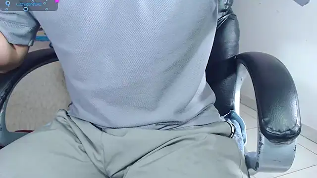 Snapshot of nolan_twink1 chatting on September 25, 6:11 pm nolan twink1 online show from September 25, 6:11 pm