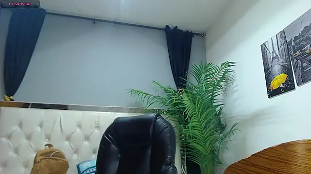 Snapshot of nolan_twink1 chatting on September 30, 5:51 pm nolan twink1 online show from September 30, 5:51 pm