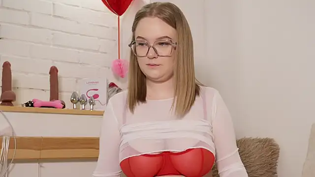 MonicaAsis online show from January 12, 5:44 pm