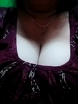 Snapshot of Rinki_Guptaa chatting on January 7, 6:03 pm Rinki Guptaa online show from January 7, 6:03 pm