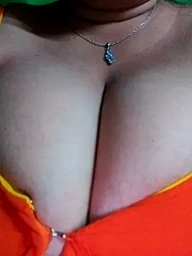 Snapshot of Rinki_Guptaa chatting on January 10, 12:36 pm Rinki Guptaa online show from January 10, 12:36 pm