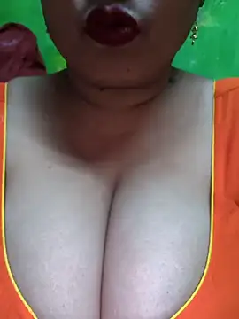 Snapshot of Rinki_Guptaa chatting on January 15, 6:08 pm Rinki Guptaa online show from January 15, 6:08 pm