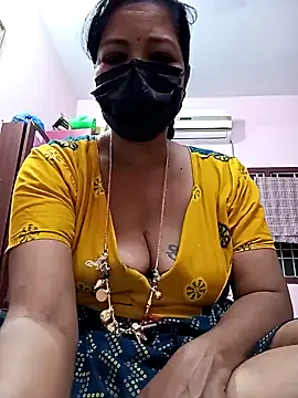 Snapshot of Tamil_sreelekha chatting on December 10, 8:49 pm Tamil sreelekha online show from December 10, 8:49 pm