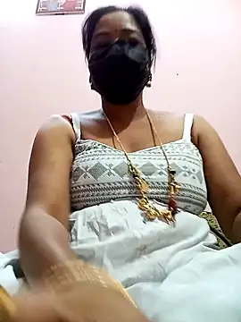 Snapshot of Tamil_sreelekha chatting on December 18, 5:31 pm Tamil sreelekha online show from December 18, 5:31 pm