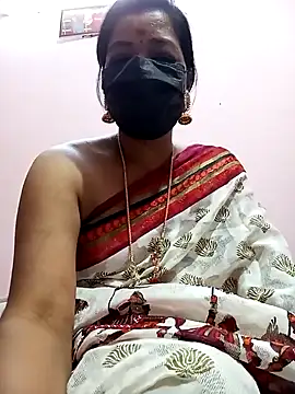 Snapshot of Tamil_sreelekha chatting on December 24, 8:38 pm Tamil sreelekha online show from December 24, 8:38 pm