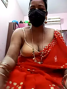 Snapshot of Tamil_sreelekha chatting on January 29, 4:36 am Tamil sreelekha online show from January 29, 4:36 am
