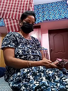 Tamil sreelekha online show from November 18, 6:12 pm