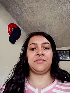 Snapshot of CORALINE_GREYM chatting on October 24, 4:25 pm CORALINE GREYM online show from October 24, 4:25 pm