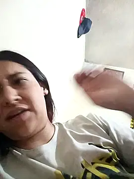 Snapshot of CORALINE_GREYM chatting on October 31, 6:03 am CORALINE GREYM online show from October 31, 6:03 am