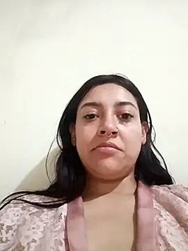 Snapshot of CORALINE_GREYM chatting on November 12, 2:01 am CORALINE GREYM online show from November 12, 2:01 am