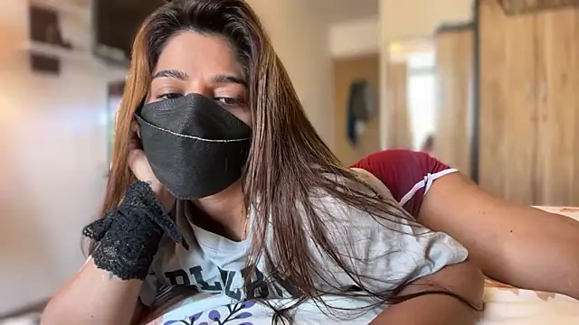 Snapshot of Hotty-Sana chatting on March 1, 11:01 am Hotty-Sana online show from March 1, 11:01 am