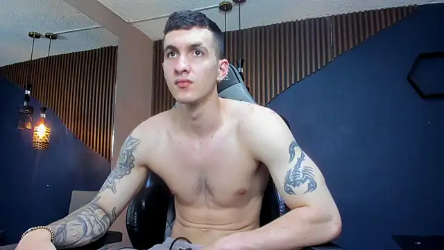 JacksonOlsenn online show from March 14, 3:25 pm