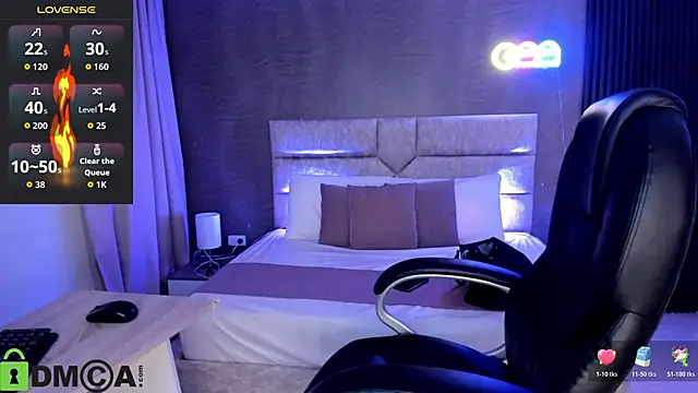 Snapshot of Cristal__adams chatting on October 28, 12:19 pm Cristal adams online show from October 28, 12:19 pm