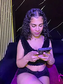 NINA 18 YEARS online show from March 21, 11:45 pm