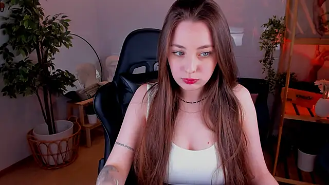 Snapshot of MoonLissa chatting on January 26, 9:51 am MoonLissa online show from January 26, 9:51 am