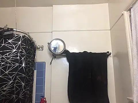 Snapshot of fatboyjayohh126 chatting on January 6, 7:09 am fatboyjayohh126 online show from January 6, 7:09 am