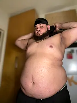 Snapshot of fatboyjayohh126 chatting on November 22, 7:29 am fatboyjayohh126 online show from November 22, 7:29 am