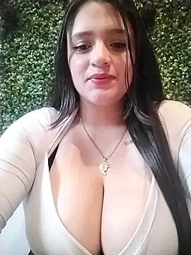 hanna-a online show from March 7, 7:16 pm