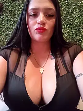 hanna-a online show from March 17, 7:37 pm