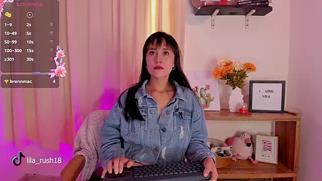 lila rush online show from October 13, 8:53 pm