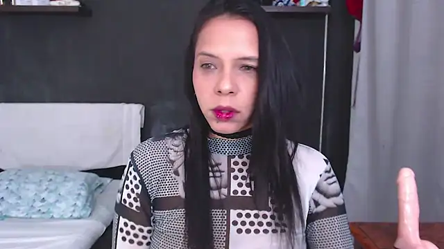 Snapshot of SusanLeroy chatting on May 12, 8:44 am SusanLeroy online show from May 12, 8:44 am